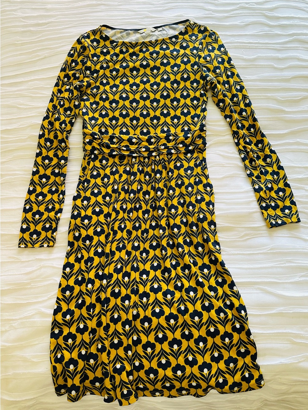 Women's Boden Yellow and NavyPatterned Long Sleeve Dress